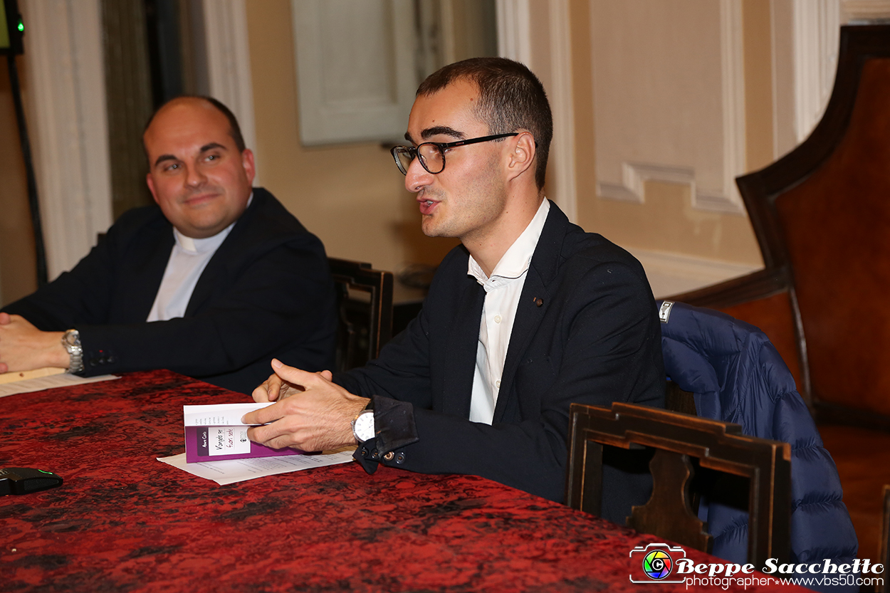 VBS_3265 - Presentazione Libro 'Vangelo per Fuori Sede' di Don Mauro Canta.jpg